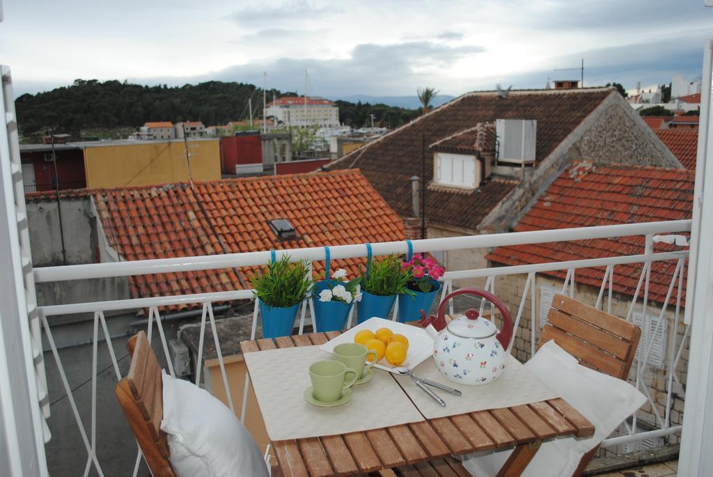 Apartment Optimist Makarska Ruang foto