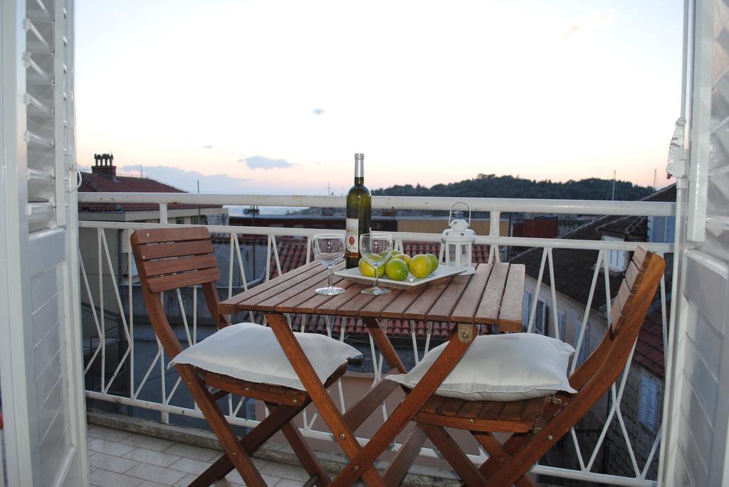 Apartment Optimist Makarska Ruang foto