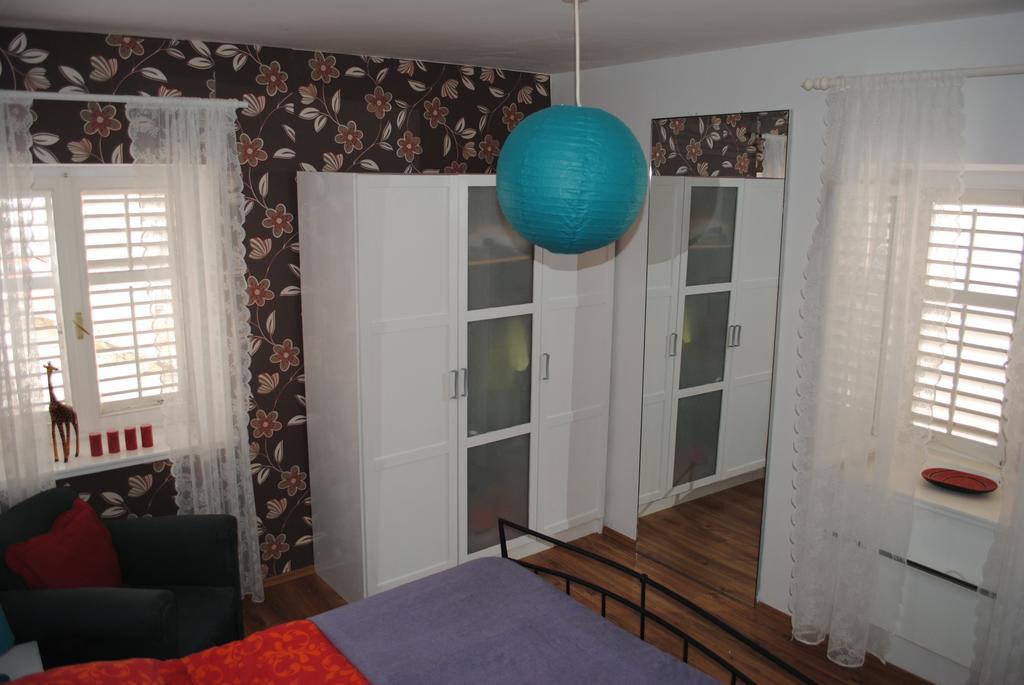 Apartment Optimist Makarska Ruang foto
